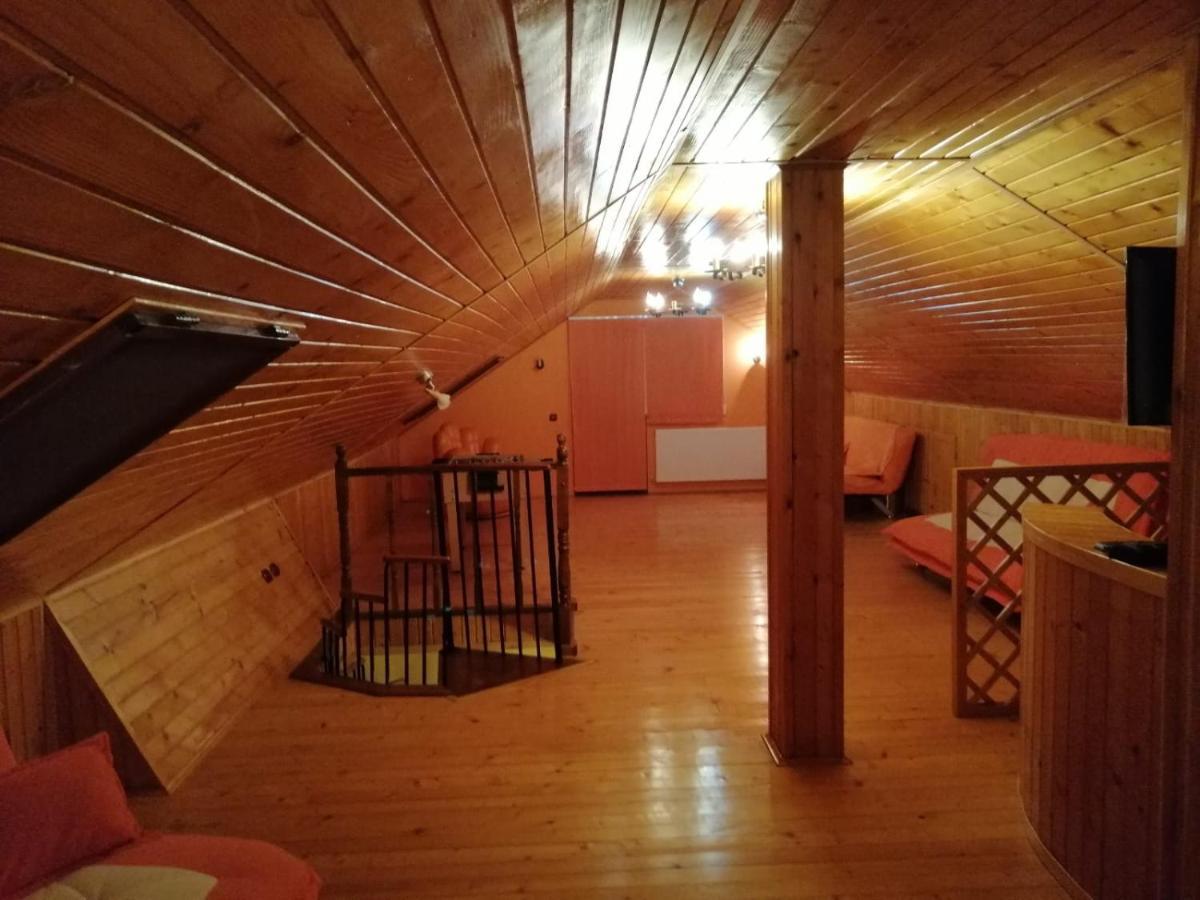 Casa De Vacanta ปาราอู เรเช ภายนอก รูปภาพ