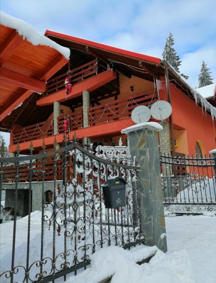 Casa De Vacanta ปาราอู เรเช ภายนอก รูปภาพ