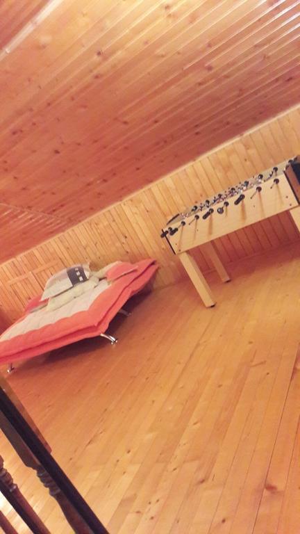 Casa De Vacanta ปาราอู เรเช ภายนอก รูปภาพ