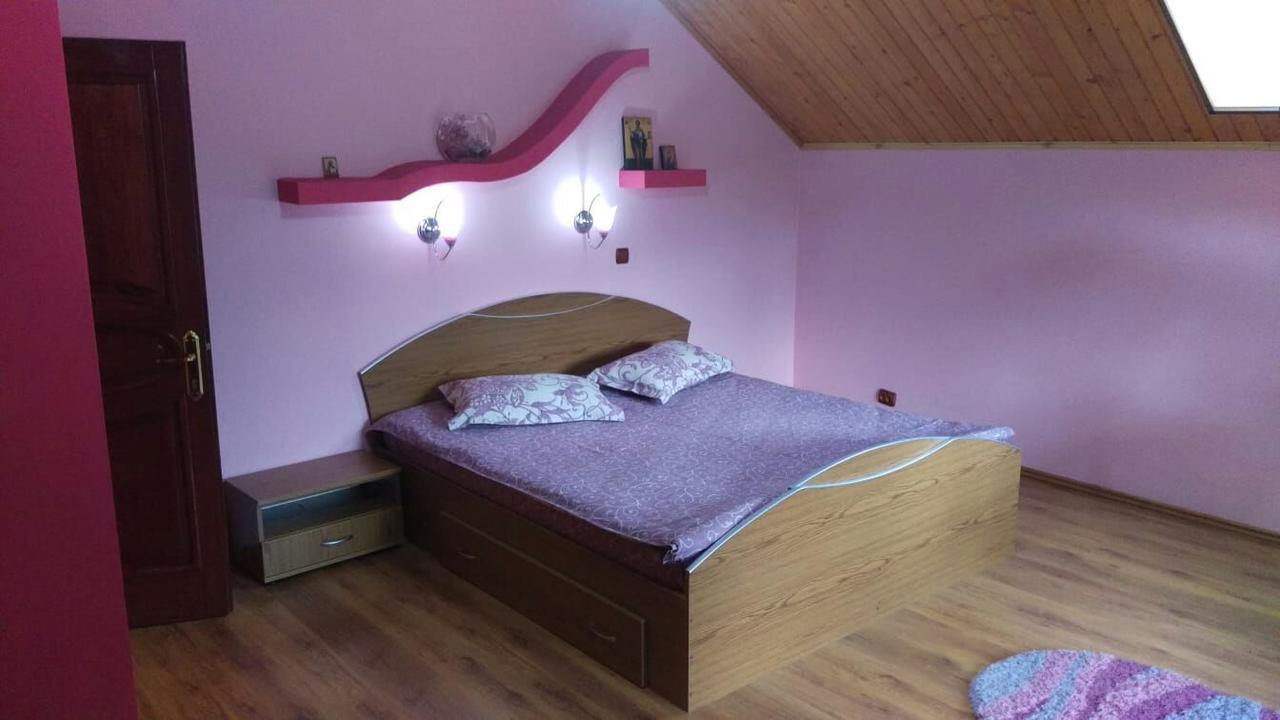 Casa De Vacanta ปาราอู เรเช ภายนอก รูปภาพ